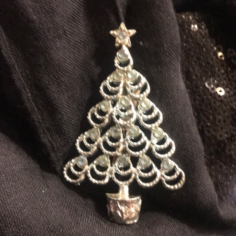**3 for $15** Christmas Tree Pin - Picture 1 of 4